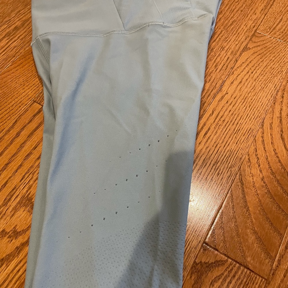 Lululemon Zone In Tights - Picture 3 of 10